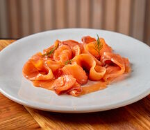 Слабосоленый лосось