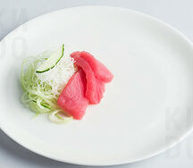 Сашими Тунец