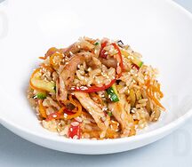 Рис с курицей и овощами