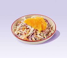 Коул слоу из краснокочанной капусты с апельсином и кедровыми орешками