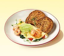 Французский омлет с тамбовским окороком, сливочным сыром и шпинатом