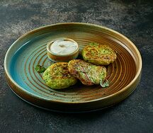 Оладьи из цукини со сметаной 