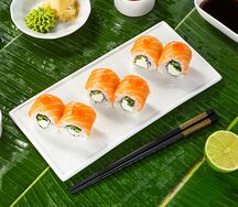 Ролл сливочный с лососем