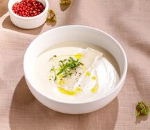 Крем-суп из цветной капусты с сыром бри 