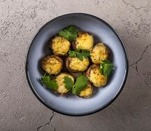 Шампиньоны с сулугуни