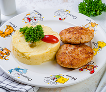 Детские куриные котлеты жареные