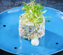 Салат столичный с куриным филе
