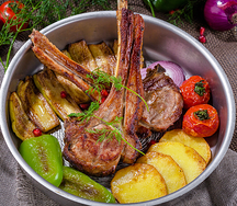 Жаркое из телячьей корейки с овощами