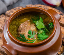 Мясо в горшочке