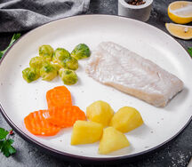 Филе судака на пару с овощами