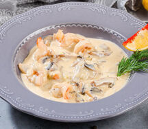 Креветки тигровые, жаренные в сливочном соусе