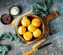 Запеченные шампиньоны с сыром