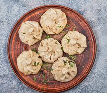 Хинкали с говядиной и свининой
