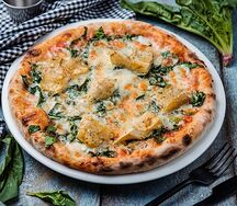 Овощная пицца с артишоками