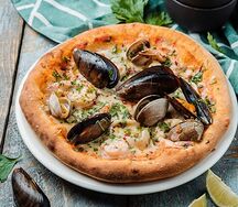 Пицца с морепродуктами