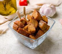 Гренки чесночные