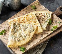 Кутаб с сыром