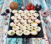 Ассорти тарталеток с рыбными муссами