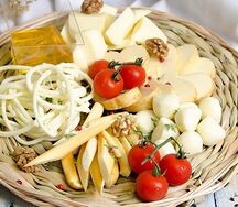 Сырная тарелка Тбилиси