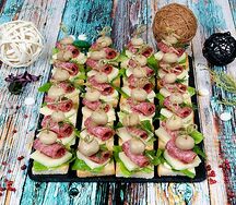 Канапе баерские грибочки