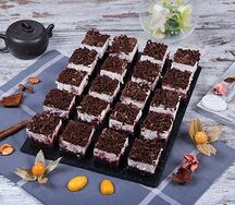 Мини-пирожное черный лес