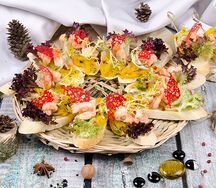 Брускетта с креветкой шримп