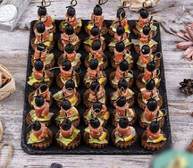 Канапе с красной рыбой