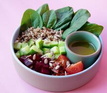 Салат с киноа