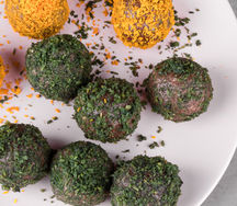 Конфета сыроедческая