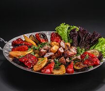 Садж из свинины с овощами