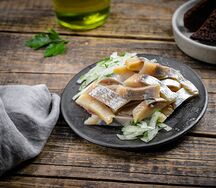 Сельдь малосольная