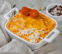 Омлет с помидором и сыром