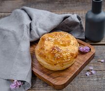 Булочка с кунжутом