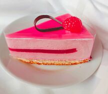 Пирожное малиновое