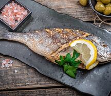 Дорадо, жаренная на гриле