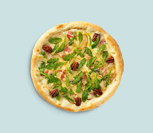 Пицца с грушей и беконом на белом тесте 28 см