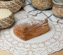 Слойка с яблоком