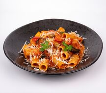 Мини-паккери с баклажанами и соусом ромеско