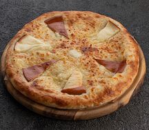 Хачапури по-мегрельски с копченым сыром