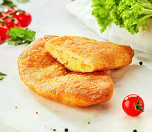 Пирожок с картошкой жареный