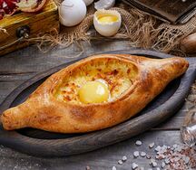 Хачапури по-аджарски