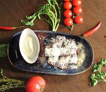 Чесночные гренки с пармезаном