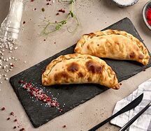 Пирожки Эспанадас с морепродуктами
