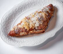 Круассан Миндальный