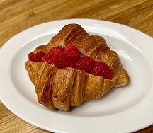 Круассан Малина-маскарпоне