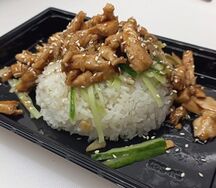 Рис с курицей под соусом Терияки
