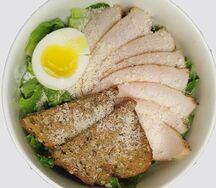Цезарь с курицей