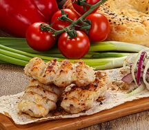 Люля-кебаб из курицы с сыром