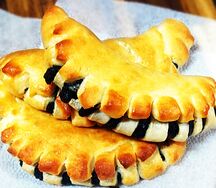 Булочка с маком