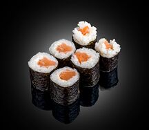 Хосомаки с сёмгой